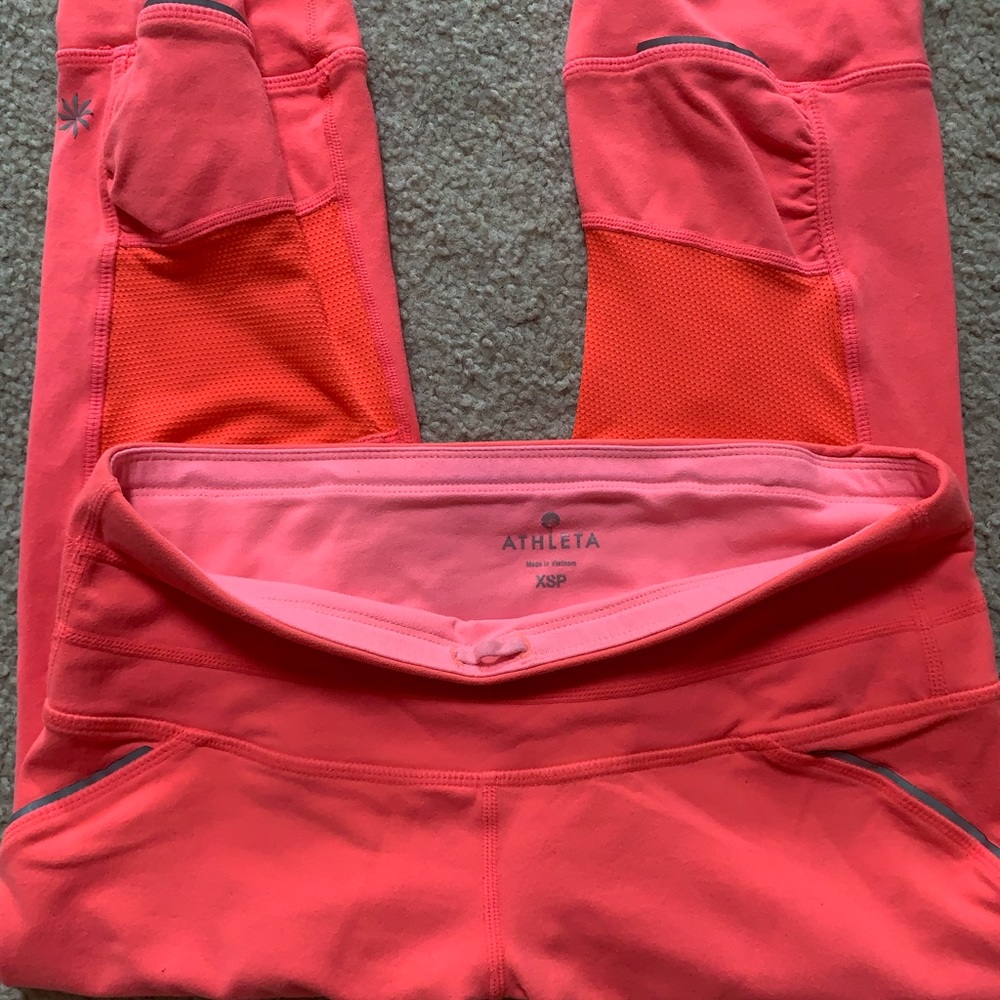 Athleta Cropped Leggings (XSP) - Picture 2 of 3
